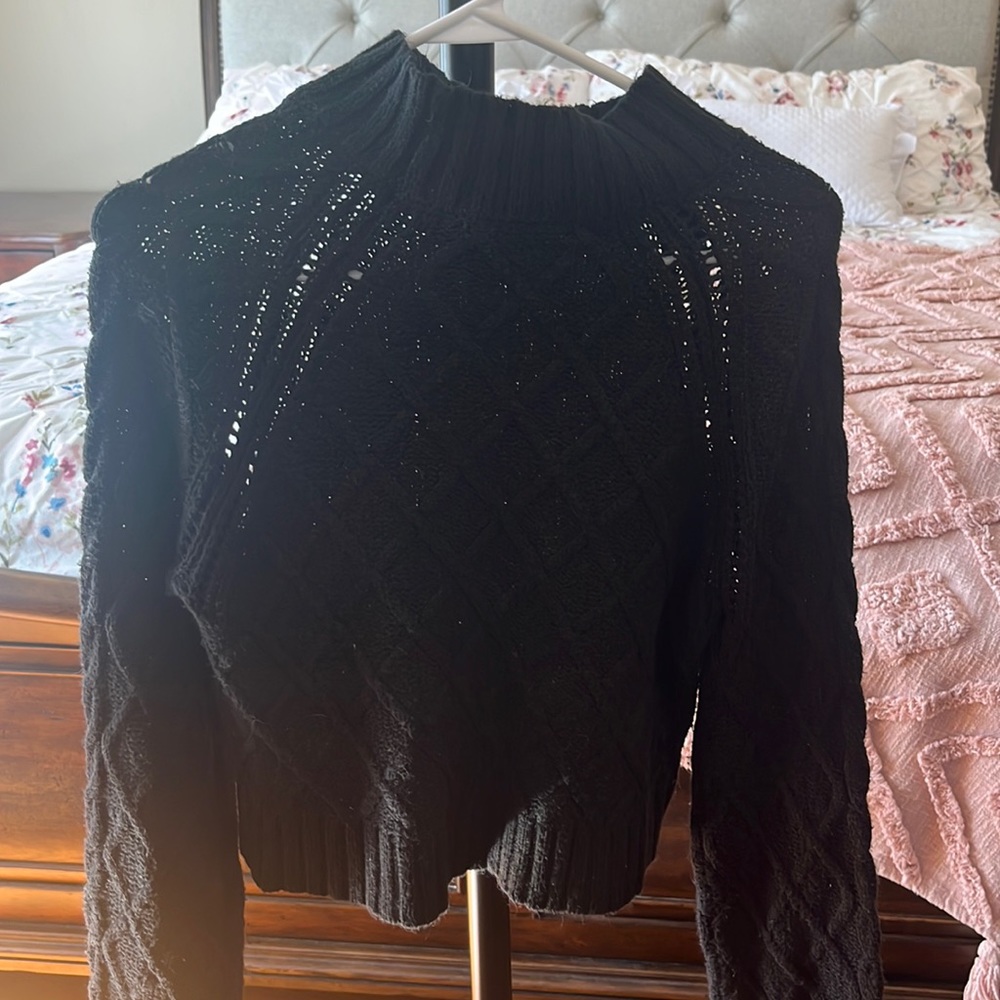 American eagle sweater